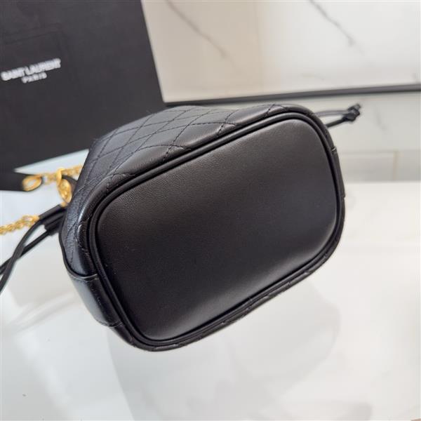 2026224192653509 840